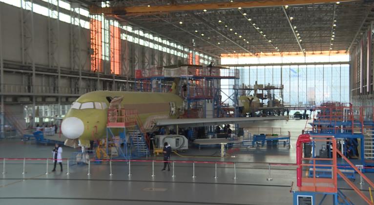 「生产线」国产ARJ21支线客机完成第二条生产线首次生产试飞