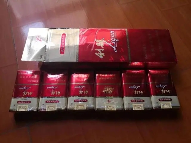 『女童』浙江海宁5岁女童独自回家遇入室行窃者 连发三问吓跑小偷