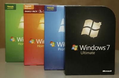 Copies&nbsp;of&nbsp;Microsoft&nbsp;Windows&nbsp;7&nbsp;are&nbsp;displayed&nbsp;in&nbsp;Redmond,&nbsp;Washington,&nbsp;Oct.&nbsp;22,&nbsp;2009.&nbsp;Microsoft&nbsp;Corp&nbsp;launched&nbsp;Windows&nbsp;7&nbsp;on&nbsp;Thursday&nbsp;in&nbsp;its&nbsp;most&nbsp;important&nbsp;release&nbsp;for&nbsp;more&nbsp;than&nbsp;a&nbsp;decade,&nbsp;aiming&nbsp;to&nbsp;win&nbsp;back&nbsp;customers&nbsp;after&nbsp;the&nbsp;disappointing&nbsp;Vista&nbsp;and&nbsp;strengthen&nbsp;its&nbsp;grip&nbsp;on&nbsp;the&nbsp;PC&nbsp;market.(Xinhua/Reuters&nbsp;Photo)