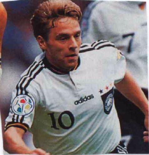 10大退役改行球星:两恶汉拍电影 米兰巨星从政