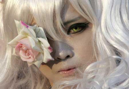 A&nbsp;woman&nbsp;in&nbsp;costume&nbsp;poses&nbsp;for&nbsp;photographs&nbsp;during&nbsp;the&nbsp;monthly&nbsp;Seoul&nbsp;Comic&nbsp;World&nbsp;event&nbsp;in&nbsp;Seoul&nbsp;November&nbsp;15,&nbsp;2009.&nbsp;Cosplay,&nbsp;made&nbsp;up&nbsp;of&nbsp;the&nbsp;words&nbsp;"costume"&nbsp;and&nbsp;"role&nbsp;play",&nbsp;is&nbsp;a&nbsp;fan&nbsp;labour&nbsp;type&nbsp;of&nbsp;performance&nbsp;art&nbsp;which&nbsp;involves&nbsp;dressing&nbsp;as&nbsp;characters&nbsp;from&nbsp;comic&nbsp;books,&nbsp;animations,&nbsp;graphic&nbsp;novels,&nbsp;video&nbsp;games&nbsp;and&nbsp;fantasy&nbsp;movies.(Xinhua/Reuters&nbsp;Photo)