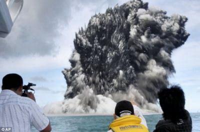 [视频]科学家首次观测到深海火山爆发_CCTV.