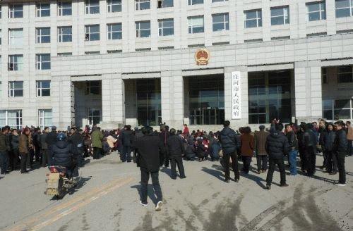 [视频][辽宁]处置上访失当 庄河市长被令辞职_c