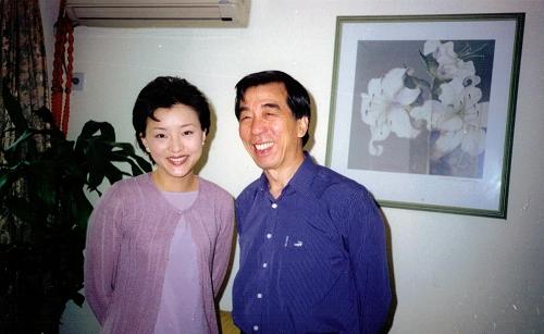 1999年策划《阳光卫视》与杨澜