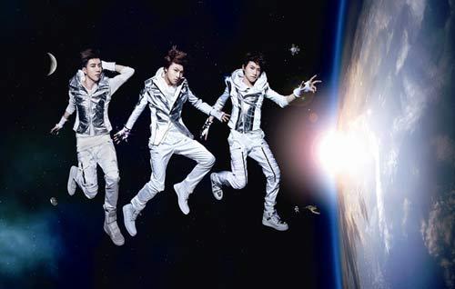 JPM《月球漫步》夺得劲歌王最受欢迎唱跳组