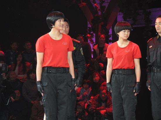 见识最牛的中国<em>女特警</em>--《状元360》开播<em>超级</em>
