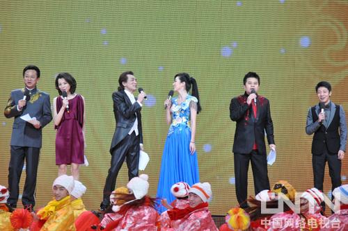 2012央视元宵晚会+主持人沿用春晚原班人马