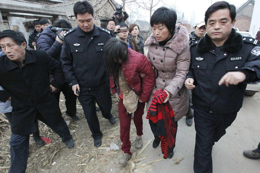 开封六旬老汉涉嫌囚禁奸淫女子两年 禽兽不如