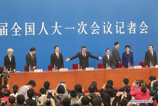 Conférence de presse du PM et des vice-PMs chinois