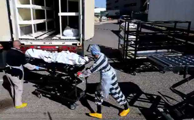 单日确诊超40万 7天死亡1.8万 这会是美国疫情最糟糕的一周吗?