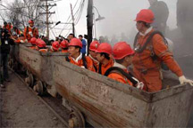 104 confirmed dead in year&acute;s worst mine blast