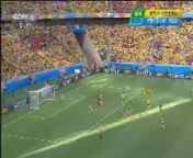 [世界杯]埃雷拉右侧突施冷箭 塞萨尔指尖救险