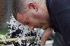 <br><strong><p>In July, the US East Coast, parts of the Mid-West and Canadas weltered in temperatures of 38 degrees Celsius and higher amidst power outages from record demand and rising health concerns.</p></strong>