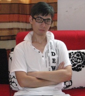 中国龙:遗憾没成<em>职业选手</em> 永不放弃<em>DotA</em>_电子