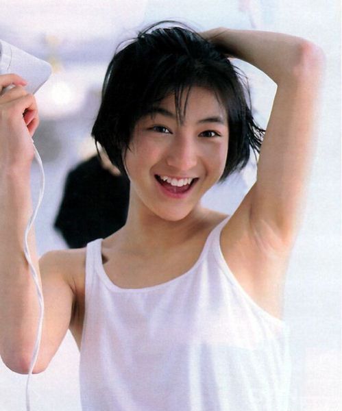 治愈系美女 日本最美笑容的游戏代言女星