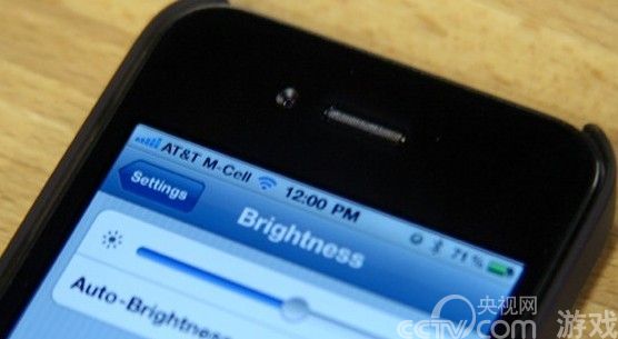 苹果获根据内容自动调节屏幕亮度专利_手机资