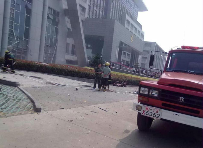 江西抚州一区政府大楼和检察院发生爆炸
