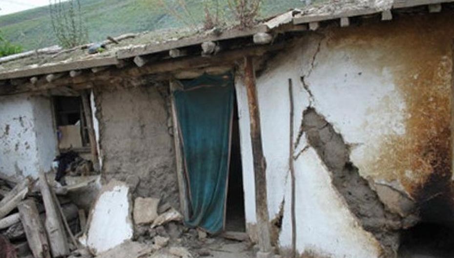 新疆伊犁发生6.6级地震 震感强烈