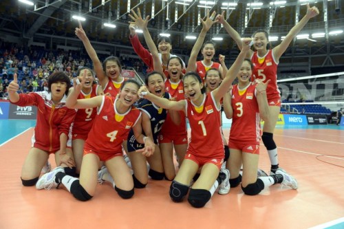 女排世青赛-国青3-0完胜日本 时隔18年再夺冠
