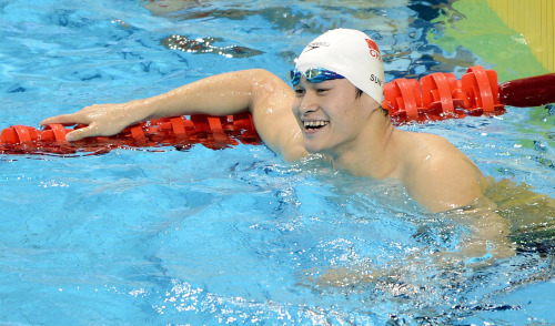 [高清组图]全运会:孙杨晋级男子100米自由泳决赛