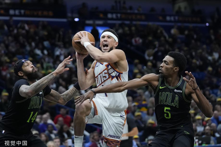 [图]布克赛季新高52分杜兰特26分 太阳力擒鹈鹕