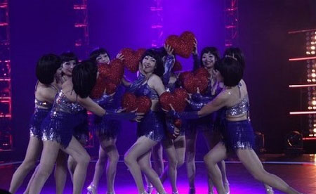 《最炫民族风》总决赛 冠军宝座上演大反转_搜