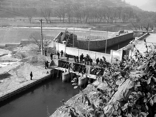 山西企业称苯胺泄漏问题不大 邯郸停水把事闹大