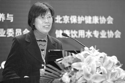 赵飞虹北京保护健康协会健康饮用水专业委员会负责人。