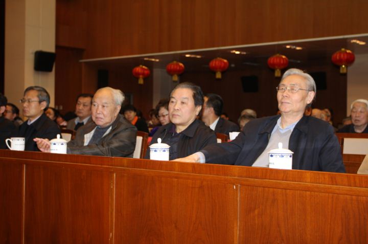 中央文献研究室2012年度工作总结大会 召开