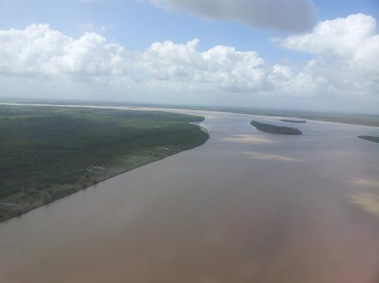 空中航拍阿拉瓜利河