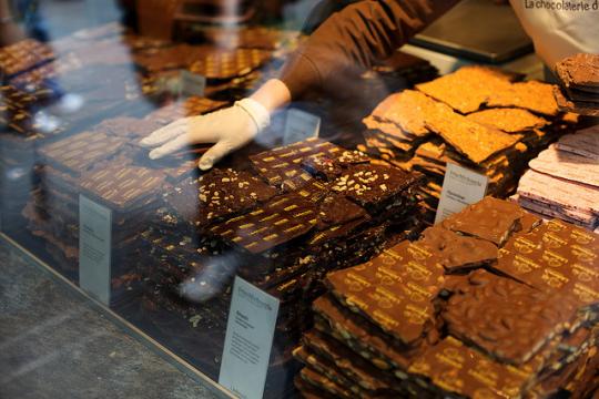最大巧克力工厂停产_《21世纪经济报道》 康泰生物工厂已经全面停产_红皮威化巧克力停产了吗