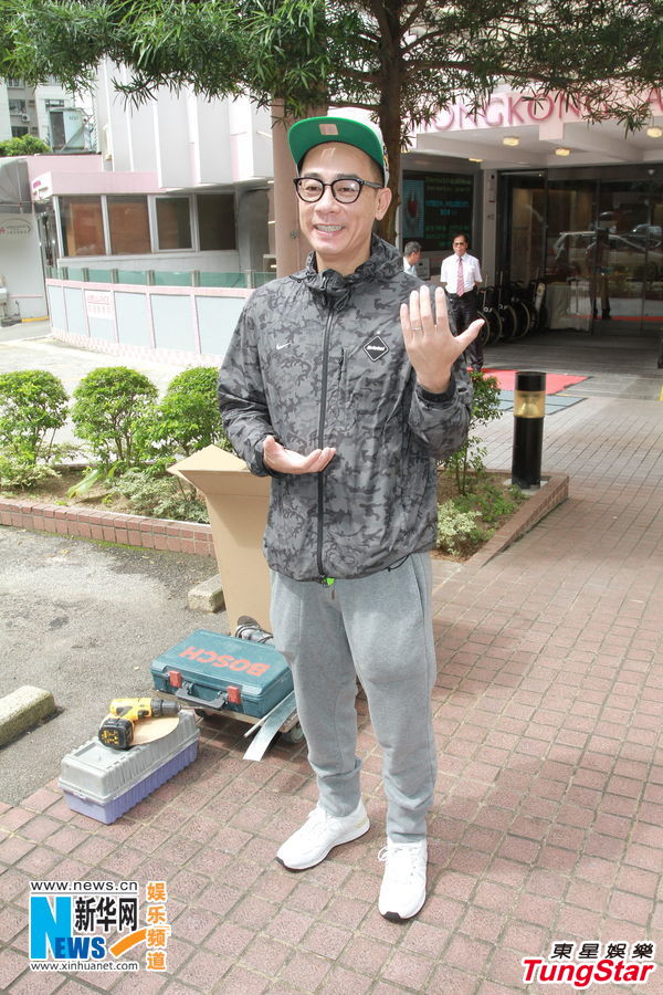 陈小春初为人父兴奋莫名 谢天华等赴医院探望