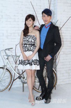 陶喆提携关诗敏 同拍《好好说再见》MV