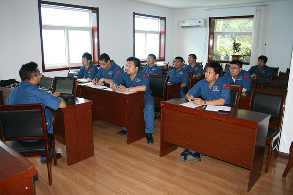 北海第一救助飞行队机务学习“华天龙”, 点滴做事塑作风养成