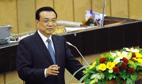 10月11日，国务院总理李克强在泰国国会发表题为《让中泰友好之花结出新硕果》的演讲。记者 刘建生 摄