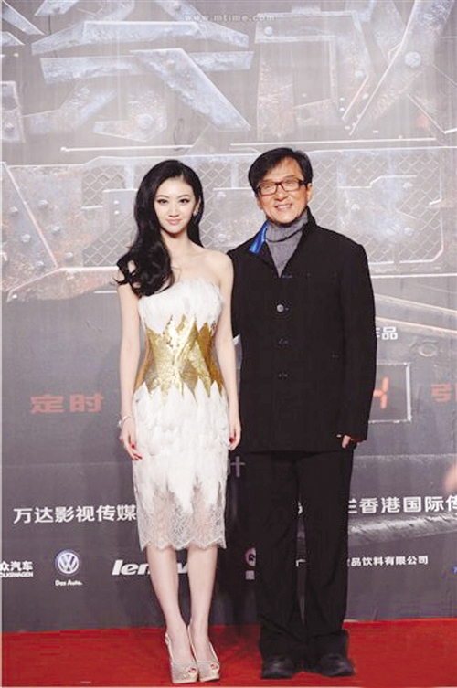 演员景甜在片中饰演成龙的女儿
