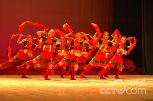 2013《直通春晚》甘肃省选送节目《背鼓子》