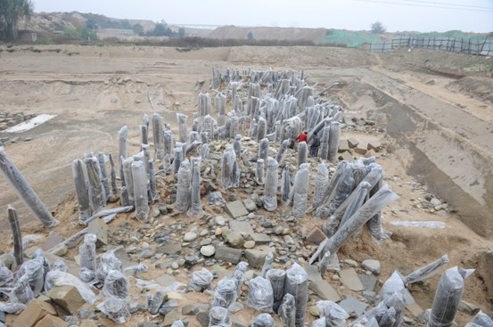  渭河古桥考古挖掘现场