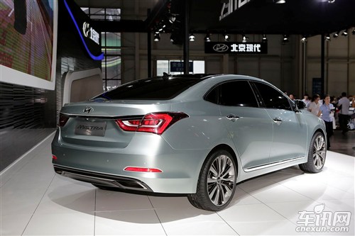 华西村人均收入_央视人均月薪8千(3)