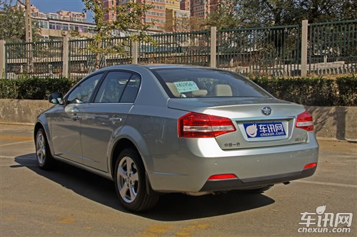 华西村人均收入_央视人均月薪8千(3)