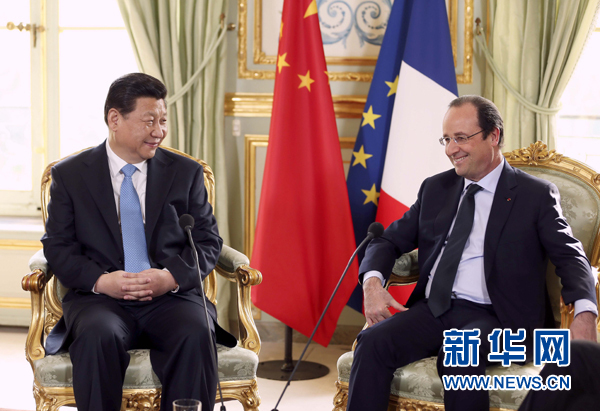 　　3月26日，国家主席习近平在巴黎同法国总统奥朗德举行会谈。新华社记者 兰红光 摄