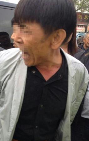 网曝山西一人大代表街头辱骂殴打交警 当事人