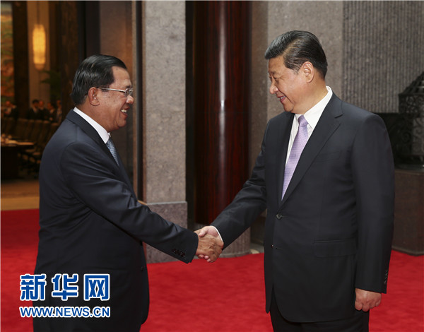 Presidente chino reúne con primer ministro camboyano