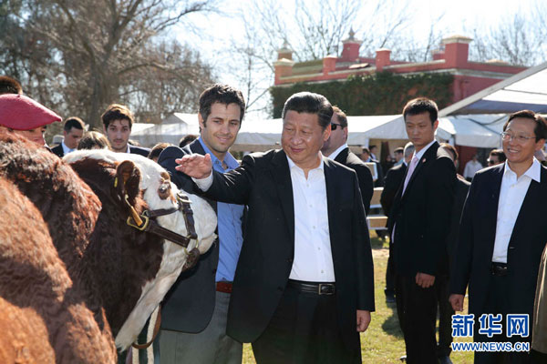 El presidente chino visita una granja en Argentina y recibe la llave de la ciudad de Buenos Aires