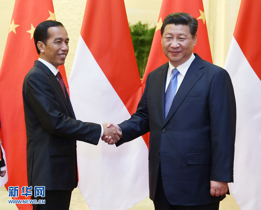 　　11月9日，中国国家主席习近平在北京人民大会堂会见印度尼西亚总统佐科。新华社记者 谢环驰 摄