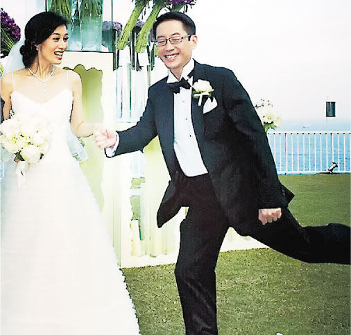 李嘉欣结婚6周年 爱的宣言哄老公开心_综艺_央视网(cctv.com)