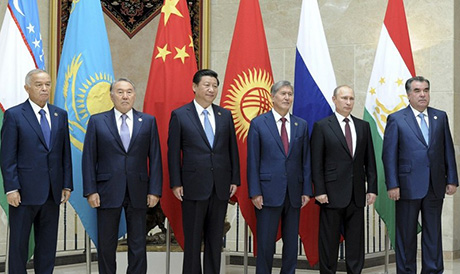 2013年9月13日，习近平在吉尔吉斯斯坦首都比什凯克出席上海合作组织成员国元首理事会第十三次会议。