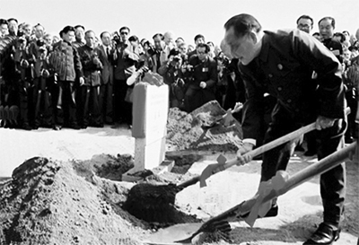 邓小平和中国高科技发展