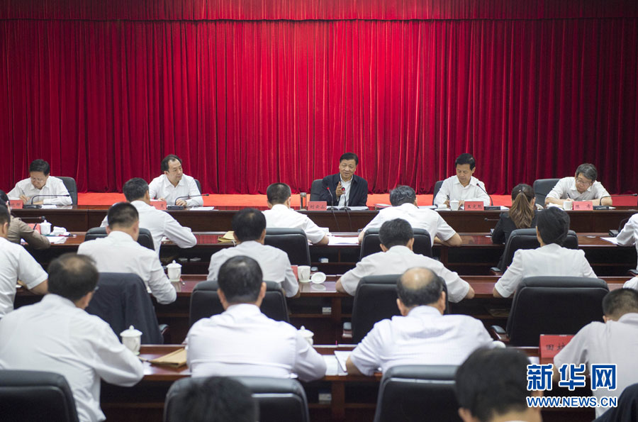 　　9月2日至3日，中共中央政治局常委、中央书记处书记刘云山在黑龙江调研。这是9月2日，刘云山召开基层党建工作座谈会并讲话。