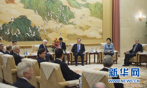 　　10月20日，全国政协主席俞正声在北京会见清华大学经济管理学院顾问委员会委员。